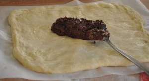 Impasto della putizza dove spalmeremo il ripieno
