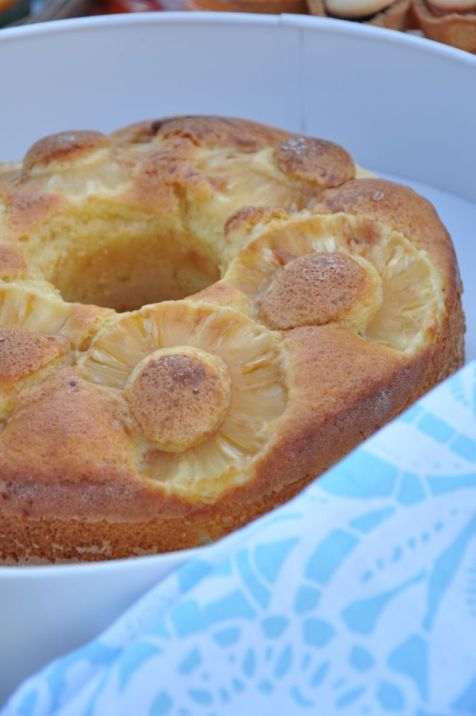 Ciambellone all'ananas