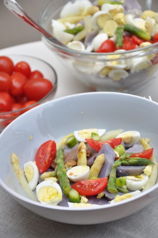 Insalata di asparagi bianchi e uova di quaglia