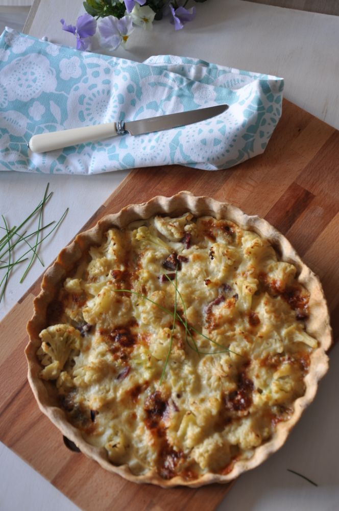 Torta rustica cavolfiore e casera
