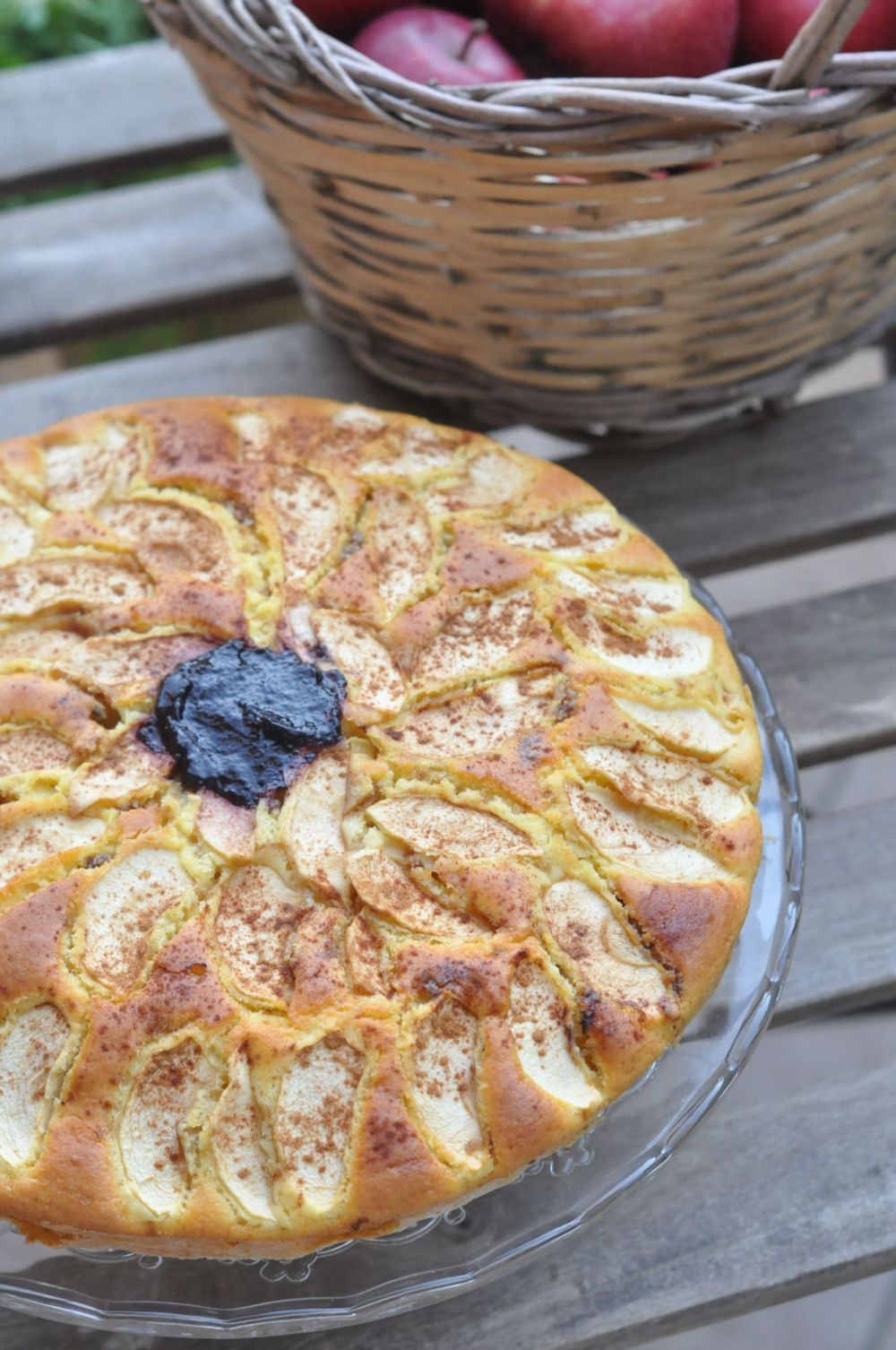 Torta mele e mirtilli al farro