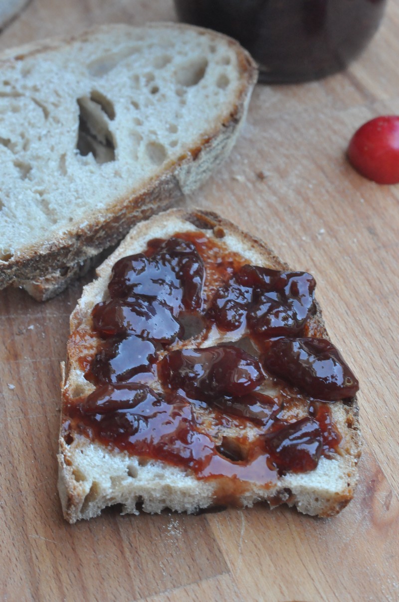 Confettura di ciliegie con zucchero di canna