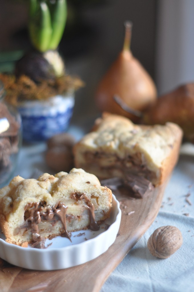 Strudel di frolla con pere, noci e cioccolato